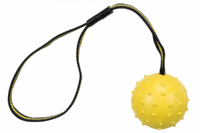 Мяч с шипами на ремне TRIXIE (резина)ø 6см/35см