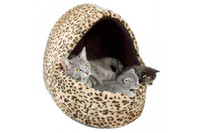 Лежак для кошки TRIXIE- Leo, 40х35х35 см, меховой леопард