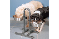 Стойка для собак TRIXIE - с мисками для двух собак, 2миски(металл)2,8л